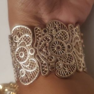 COPY - Adjustable Gold Colored Bracelet